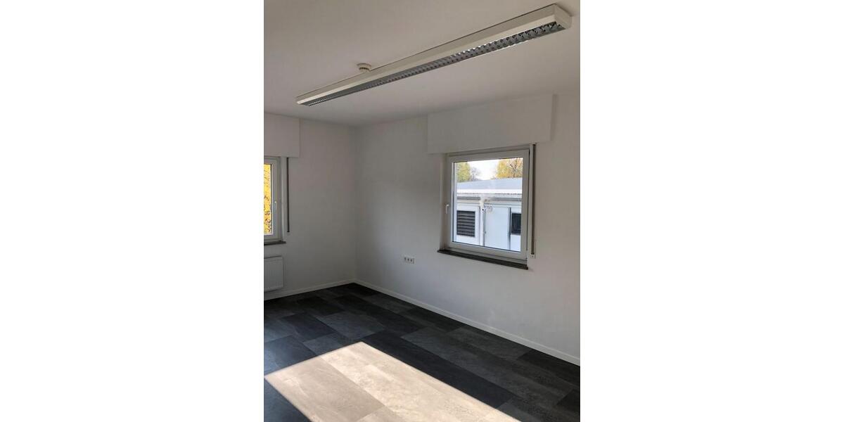 Repräsentatives Büro, Büroeinheit in bester Lage in Remshalden - Gewerbeobjekt Remshalden | Angebot:25416151