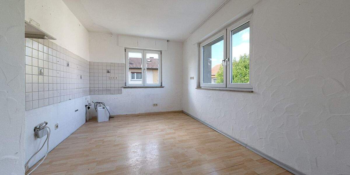 Mehrfamilienhaus, Wohnhaus Sindelfingen Darmsheim - 8 Zimmer, 193 m&sup2;, 790.000&euro; | Angebot:25694984