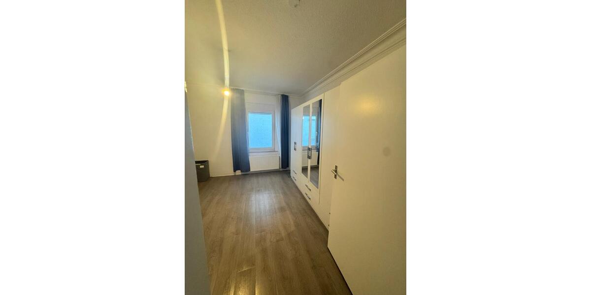 Hochparterre Stuttgart Stuttgart-Ost - 2 Zimmer, 56 m&sup2;, 750&euro; | Angebot:25794101