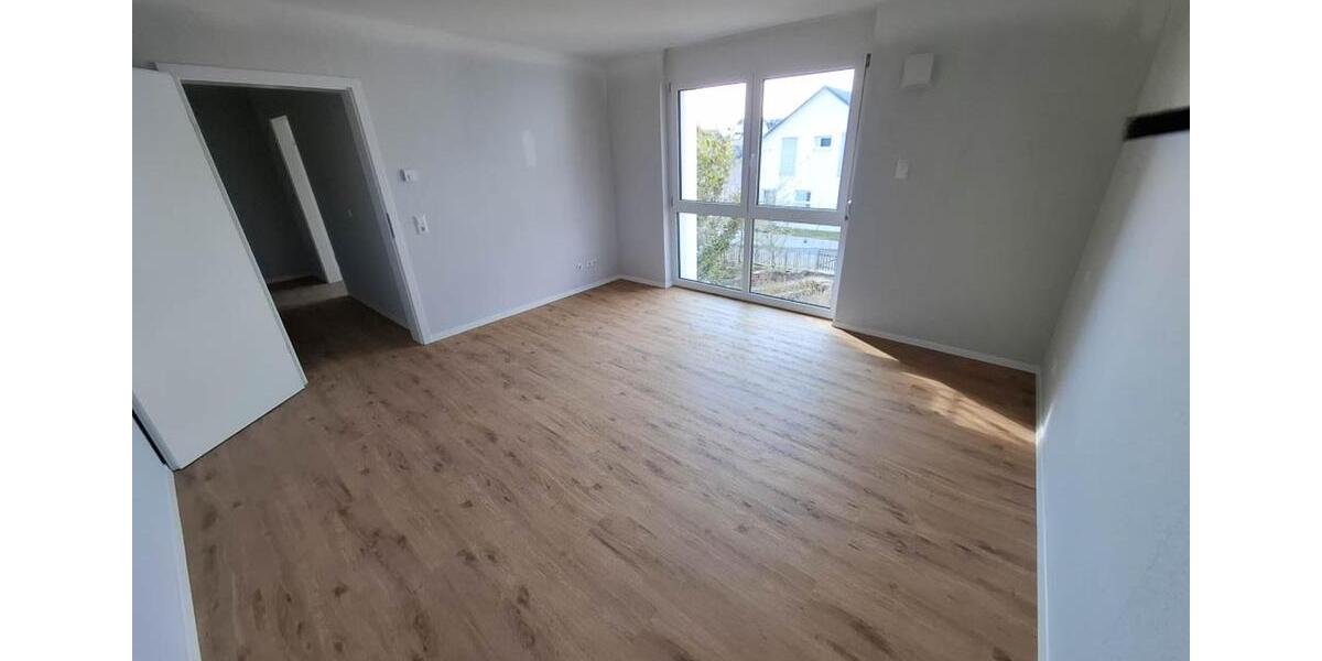 Etagenwohnung Leonberg - 3 Zimmer, 90 m&sup2;, 1.490&euro; | Angebot:24782091