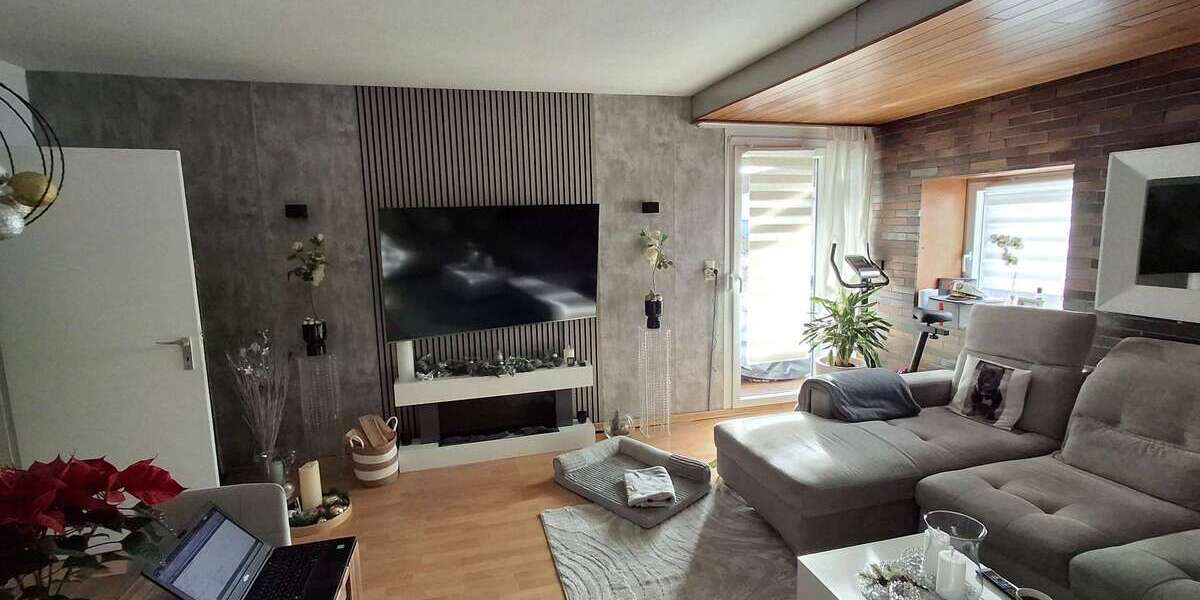 Etagenwohnung Fellbach - 3 Zimmer, 84 m&sup2;, 295.000&euro; | Angebot:25661694