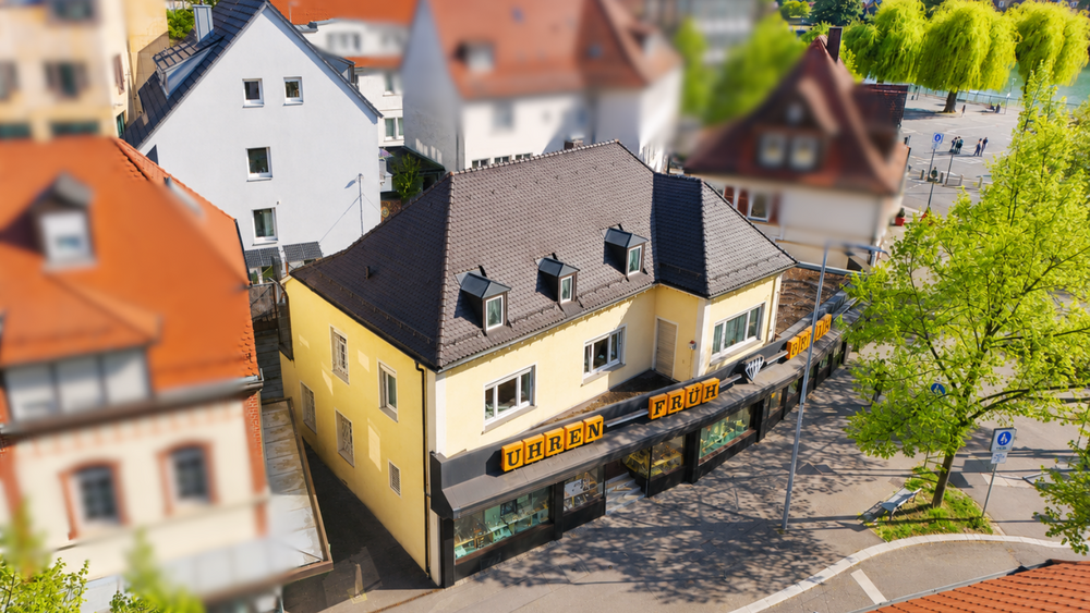 Einfamilienhaus Böblingen - 18 Zimmer, 657 m&sup2;, 1.750.000&euro; | Angebot:27152849