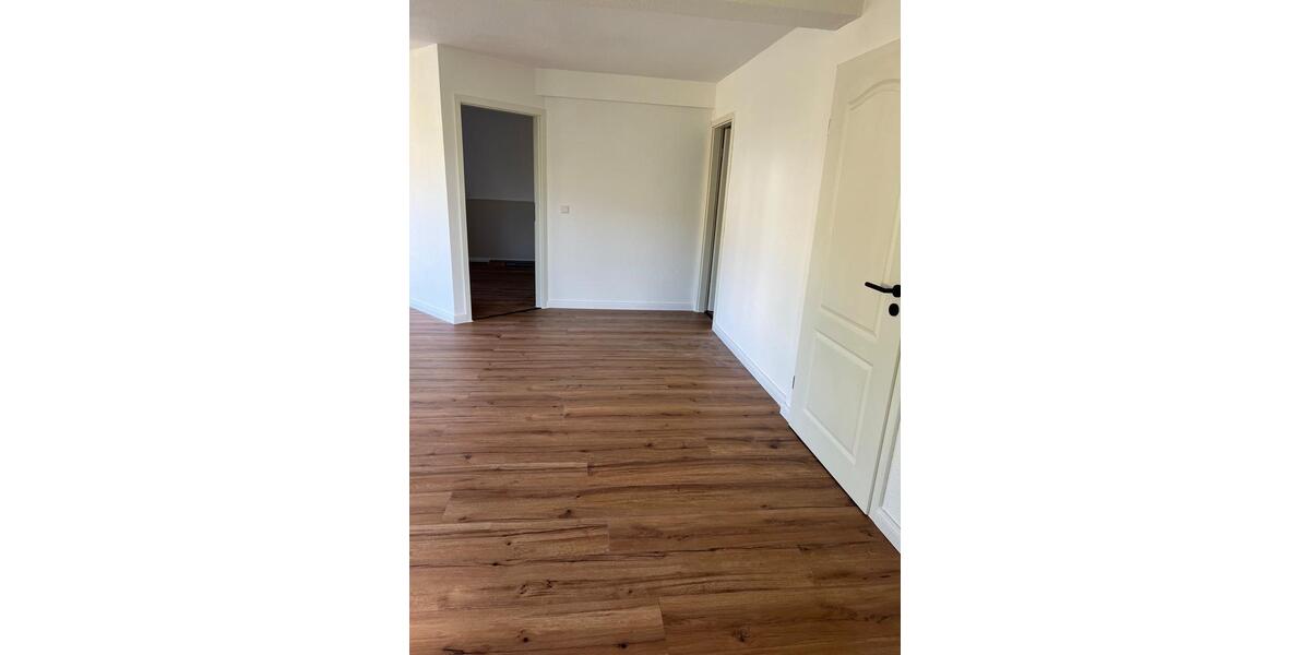 Erdgeschoßwohnung Esslingen am Neckar Hegensberg - 2.5 Zimmer, 70 m&sup2;, 1.230&euro; | Angebot:27601231