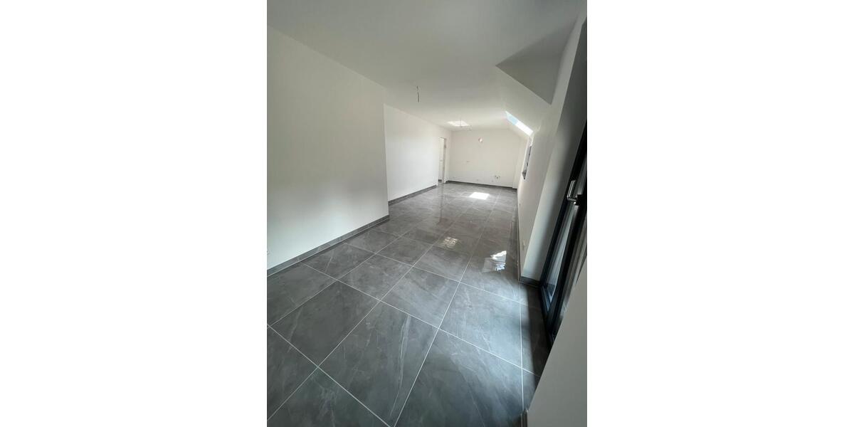 Etagenwohnung Mühlacker - 4.5 Zimmer, 75 m&sup2;, 1.150&euro; | Angebot:26546707