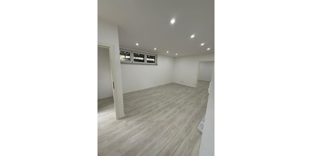 Etagenwohnung Rutesheim - 2 Zimmer, 70 m&sup2;, 1.000&euro; | Angebot:27550041