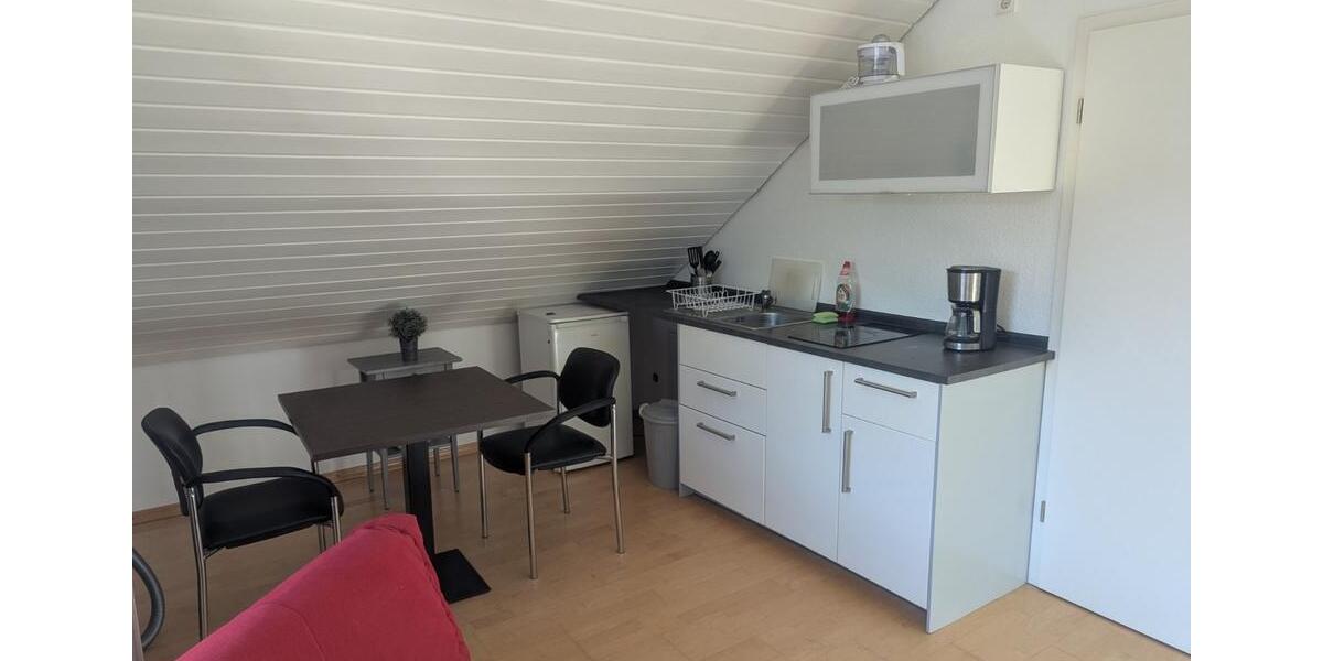 Dachgeschoßwohnung Sindelfingen Darmsheim - 1 Zimmer, 30 m&sup2;, 700&euro; | Angebot:25375415