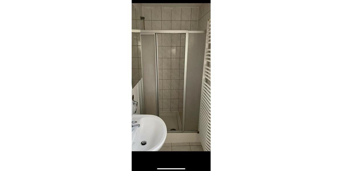 Erdgeschoßwohnung Stuttgart Zuffenhausen - 3 Zimmer, 73 m&sup2;, 1.200&euro; | Angebot:26475881