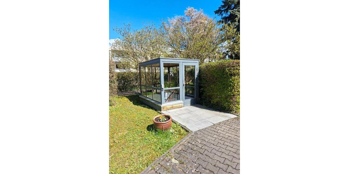 Etagenwohnung Stuttgart Bad Cannstatt - 3 Zimmer, 78 m&sup2;, 235.000&euro; | Angebot:26983734