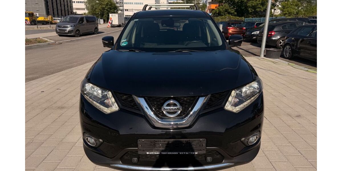 Nissan X-Trail 174.000 km 8.999 &euro; Stuttgart 70376