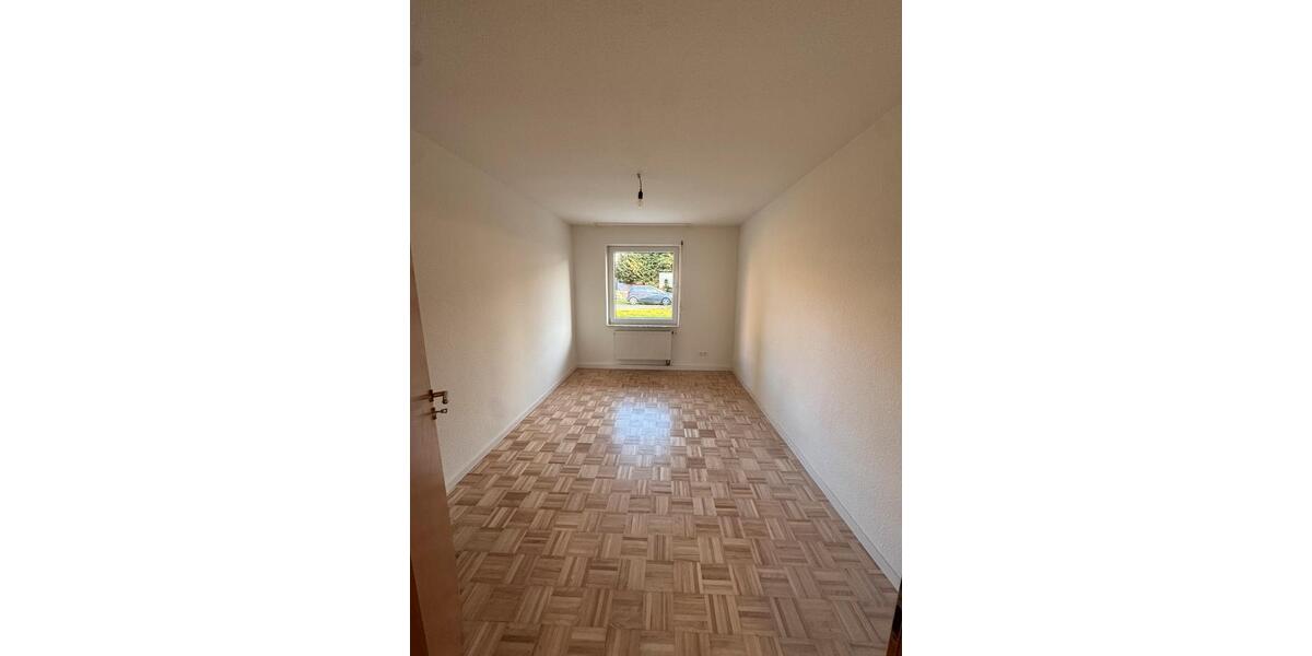 Erdgeschoßwohnung Stuttgart Hedelfingen - 3 Zimmer, 63 m&sup2;, 1.290&euro; | Angebot:25842267