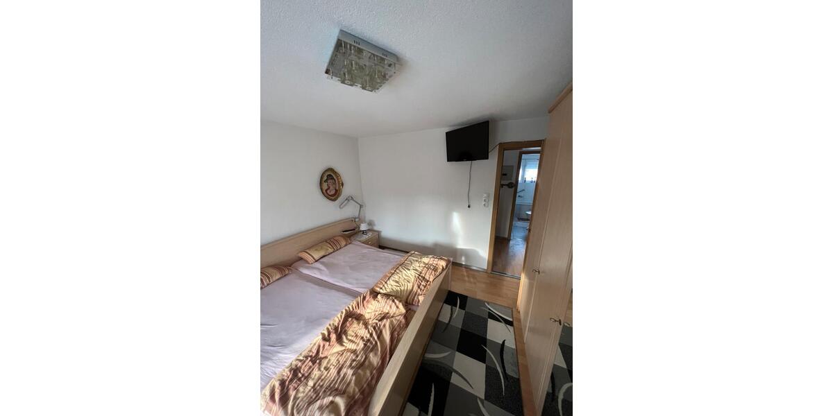 Etagenwohnung Böblingen Dagersheim - 2 Zimmer, 50 m&sup2;, 1.200&euro; | Angebot:27543047
