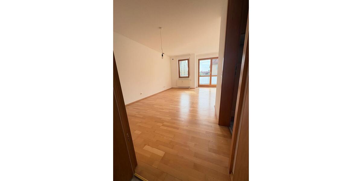 Etagenwohnung Stuttgart Vaihingen - 3 Zimmer, 75 m&sup2;, 1.400&euro; | Angebot:25992462