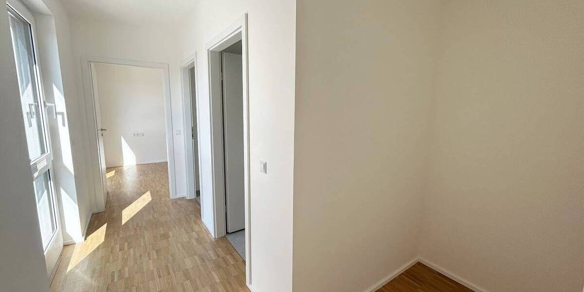 Etagenwohnung Stuttgart Untertürkheim - 3 Zimmer, 118 m&sup2;, 1.990&euro; | Angebot:25672148