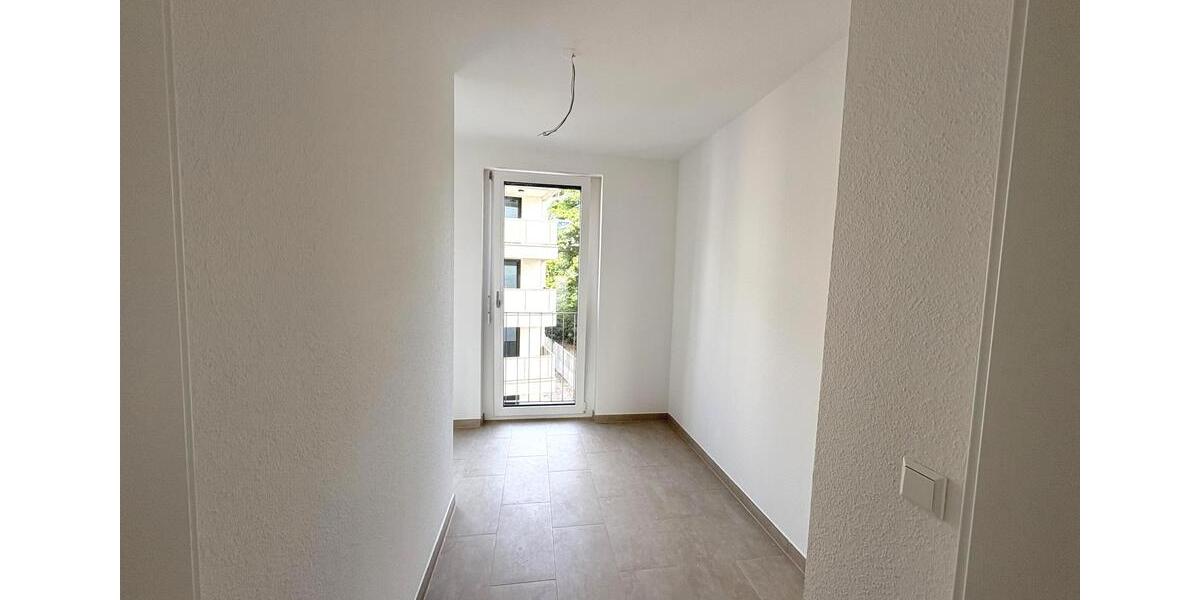 Etagenwohnung Leonberg - 3 Zimmer, 83 m&sup2;, 1.551&euro; | Angebot:23644757