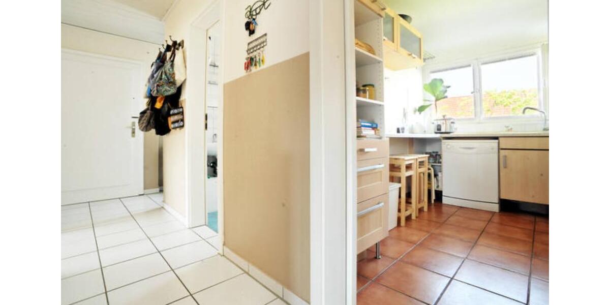 Dachgeschoßwohnung Stuttgart Stuttgart-Ost - 3 Zimmer, 70 m&sup2;, 1.295&euro; | Angebot:25131325