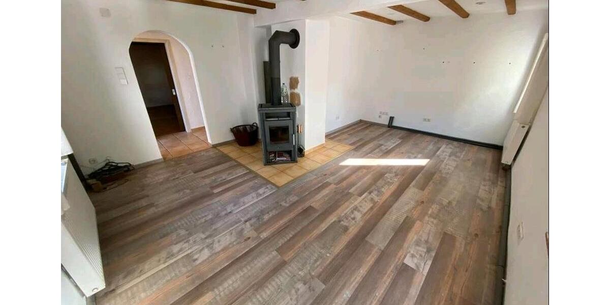 Einfamilienhaus Wernau (Neckar) - 3 Zimmer, 102 m&sup2;, 270.000&euro; | Angebot:27158260