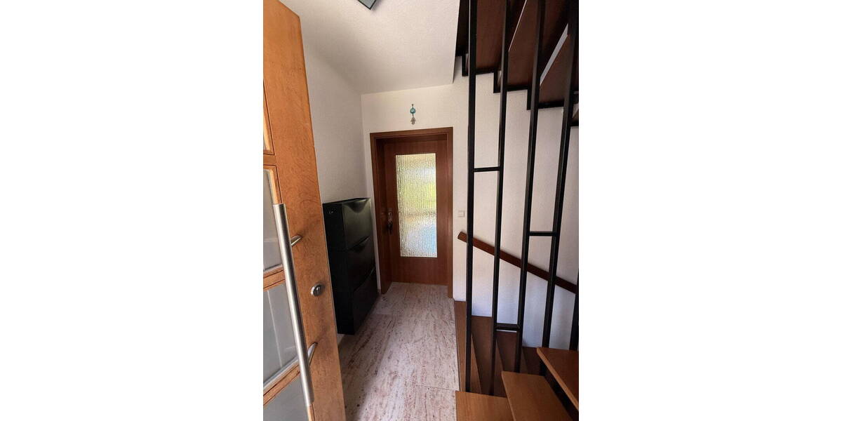Reihenmittelhaus Renningen - 7 Zimmer, 155 m&sup2;, 630.000&euro; | Angebot:26090020