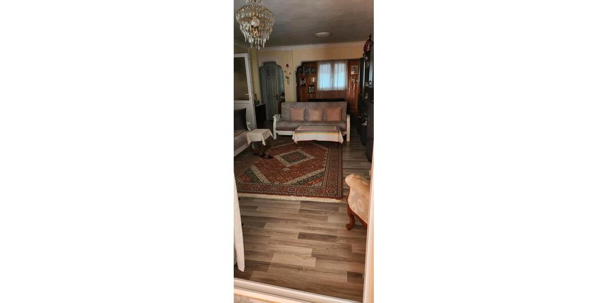 Einfamilienhaus Gerlingen - 12 Zimmer, 395 m&sup2;, 375.000&euro; | Angebot:23762107