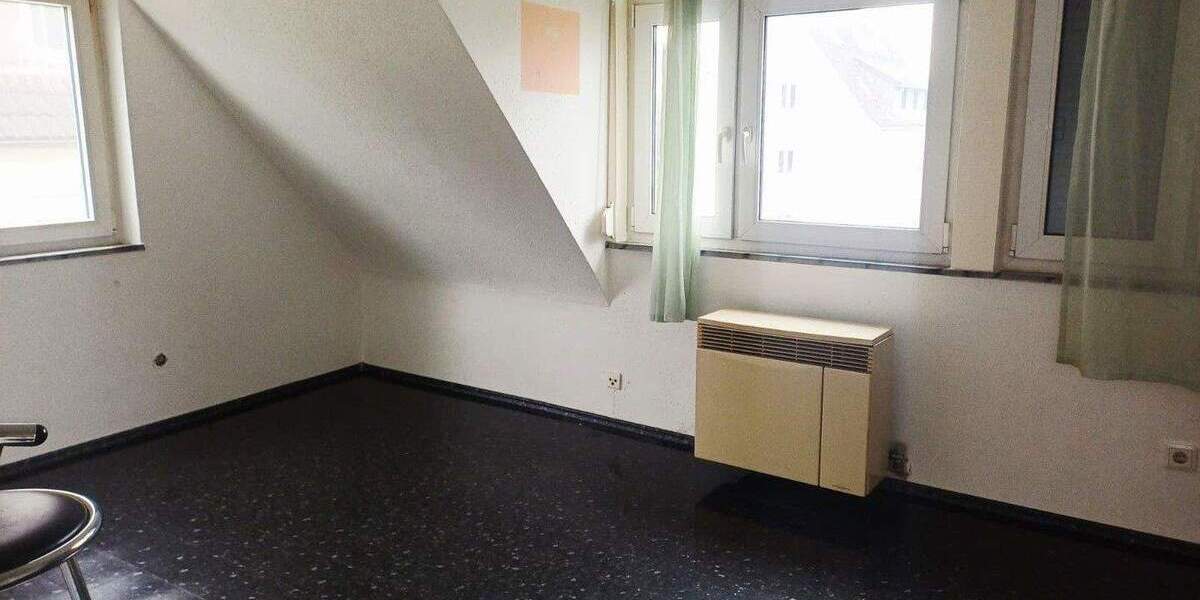 Doppelhaushälfte Stuttgart Weilimdorf - 8 Zimmer, 177 m&sup2;, 598.000&euro; | Angebot:25724263