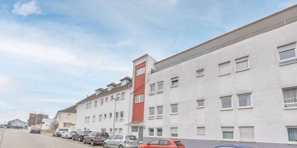 Etagenwohnung Kirchheim am Neckar - 5 Zimmer, 114 m&sup2;, 279.000&euro; | Angebot:25775327