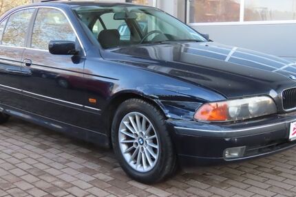 BMW 523 226.000 km 990 &euro; Stuttgart 70329