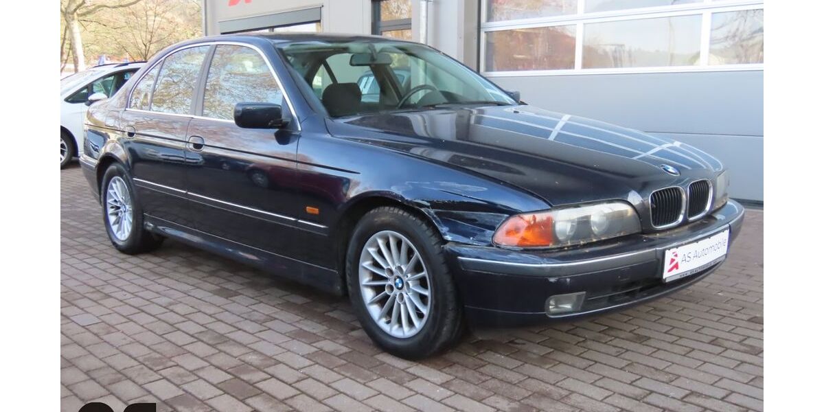 BMW 523 226.000 km 990 &euro; Stuttgart 70329