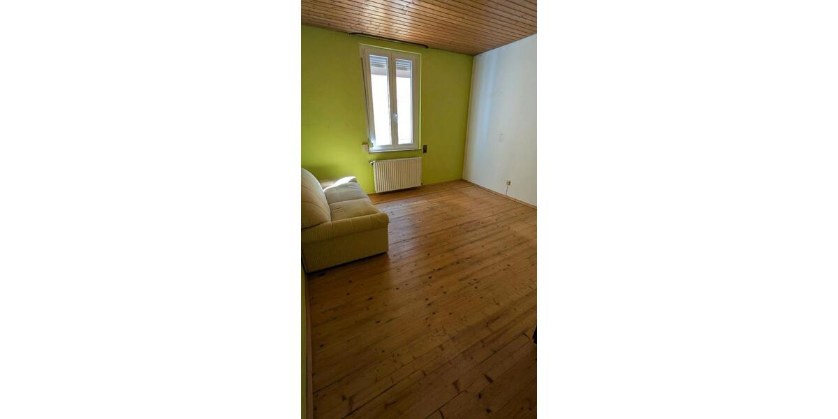 Etagenwohnung Stuttgart Hedelfingen - 4 Zimmer, 100 m&sup2;, 1.300&euro; | Angebot:27534757