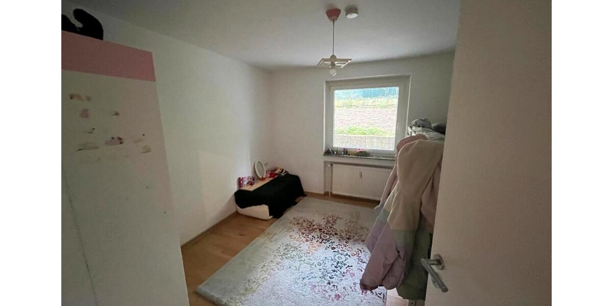 Etagenwohnung Leonberg - 4 Zimmer, 83 m&sup2;, 285.000&euro; | Angebot:26973317