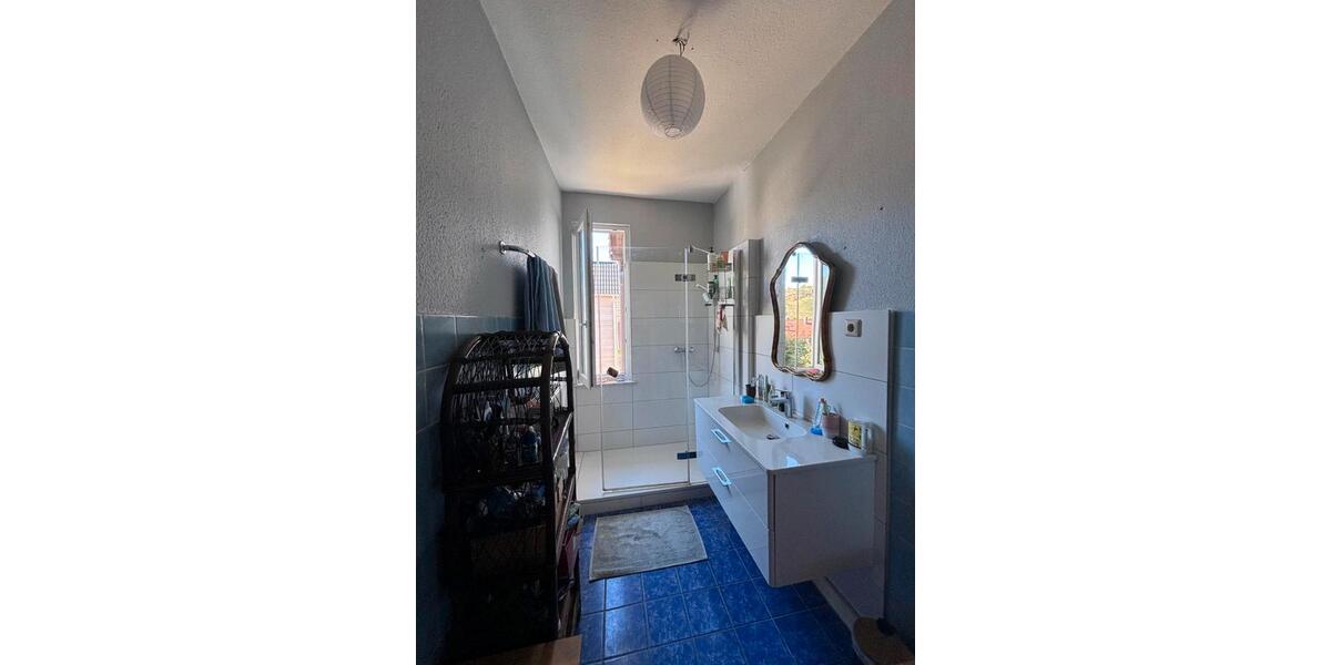 Etagenwohnung Stuttgart Bad Cannstatt - 4 Zimmer, 110 m&sup2;, 1.350&euro; | Angebot:27550019