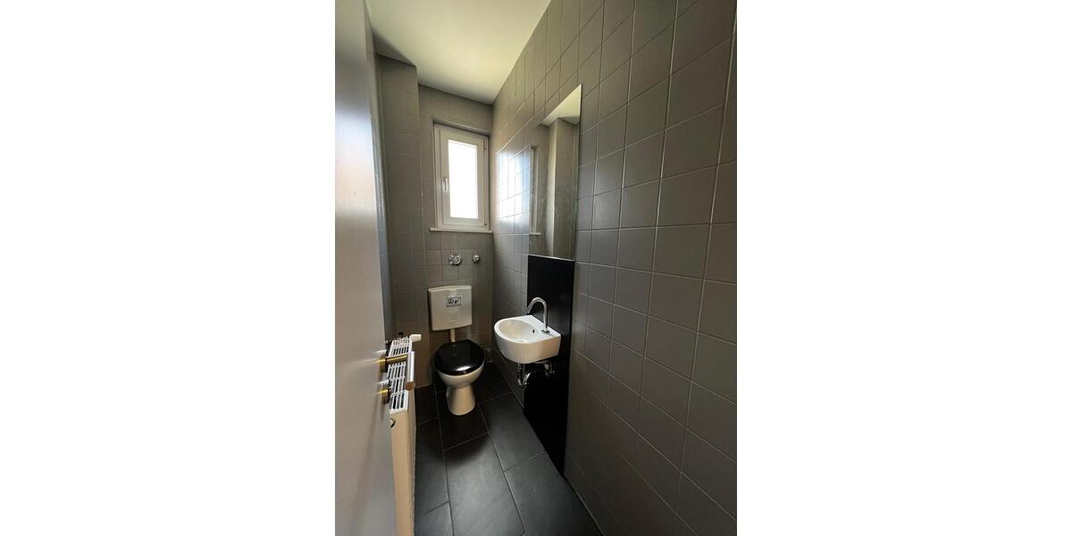 Etagenwohnung Kornwestheim - 19 Zimmer, 100 m&sup2;, 550&euro; | Angebot:27539430
