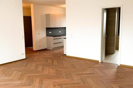 Wohnung Denkendorf - 3 Zimmer, 110 m&sup2;, 1.865&euro; | Angebot:26254973