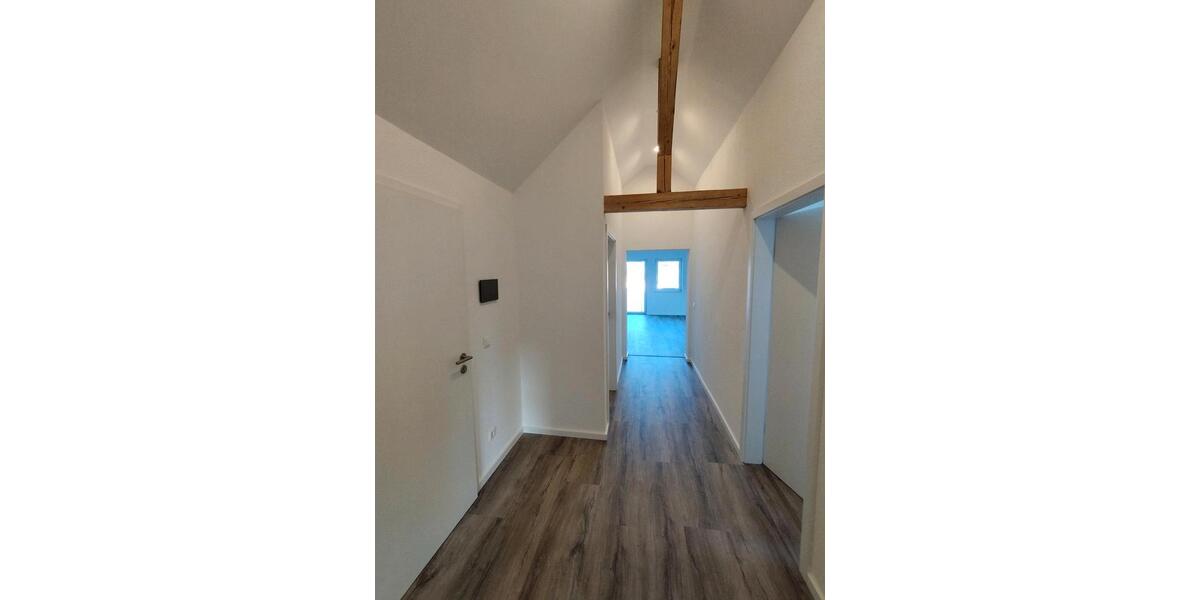 Dachgeschoßwohnung Heilbronn Horkheim - 2 Zimmer, 70 m&sup2;, 980&euro; | Angebot:25523156