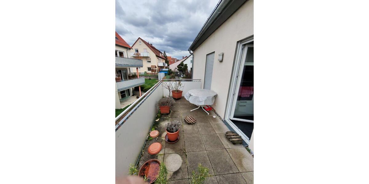 Etagenwohnung Esslingen am Neckar Hegensberg - 4 Zimmer, 90 m&sup2;, 1.200&euro; | Angebot:25959556
