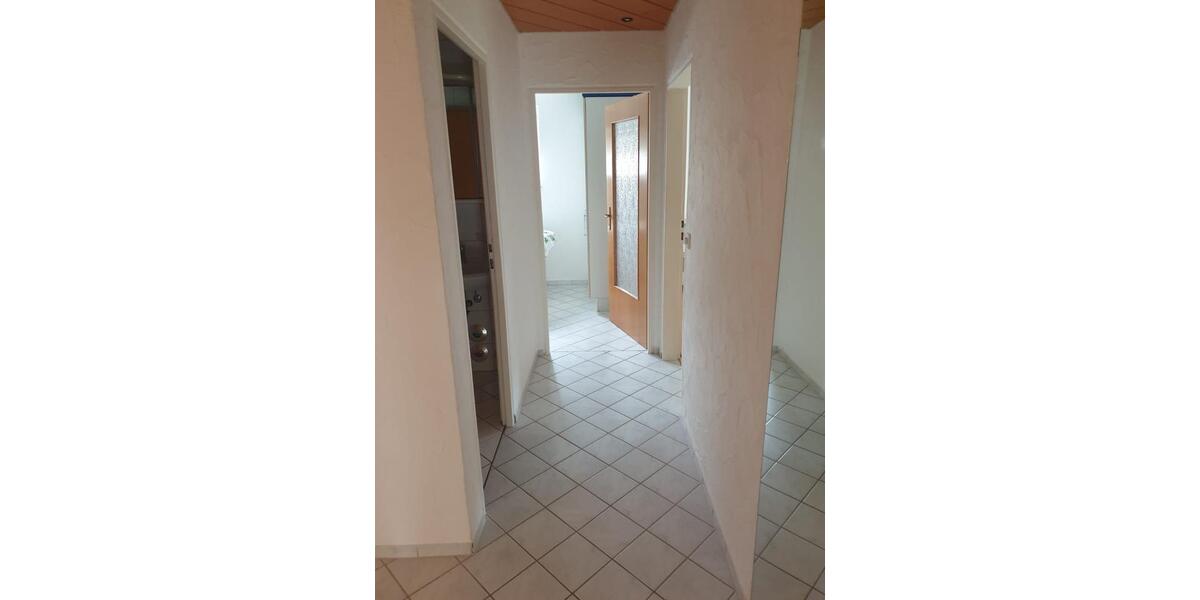 Etagenwohnung Sindelfingen Sindelfingen (Stadt) - 3 Zimmer, 74 m&sup2;, 1.300&euro; | Angebot:27541803