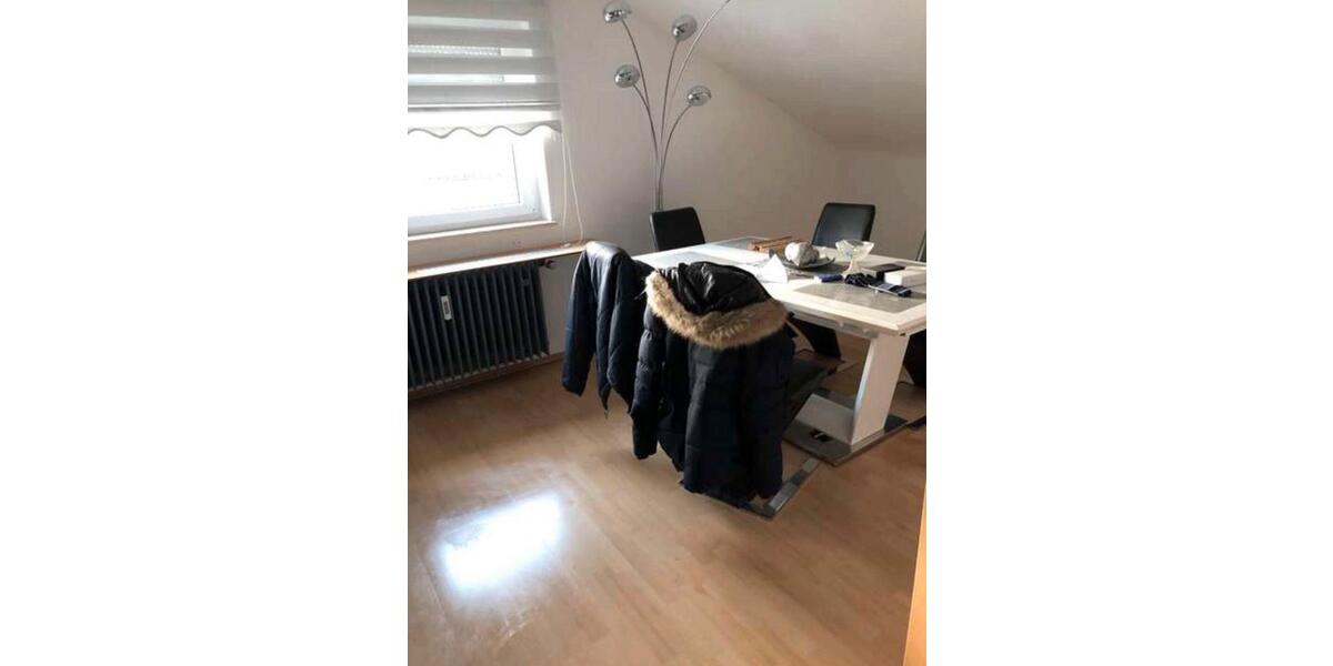 Dachgeschoßwohnung Kornwestheim - 3 Zimmer, 85 m&sup2;, 1.100&euro; | Angebot:26469700