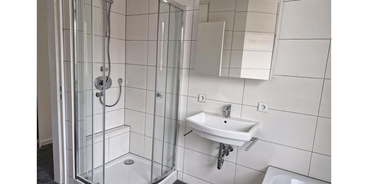 Einfamilienhaus Backnang - 3 Zimmer, 93 m&sup2;, 1.100&euro; | Angebot:27545308