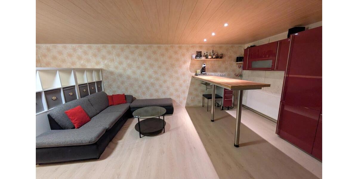 Etagenwohnung Kirchheim am Neckar - 4 Zimmer, 120 m&sup2;, 390.000&euro; | Angebot:27261717
