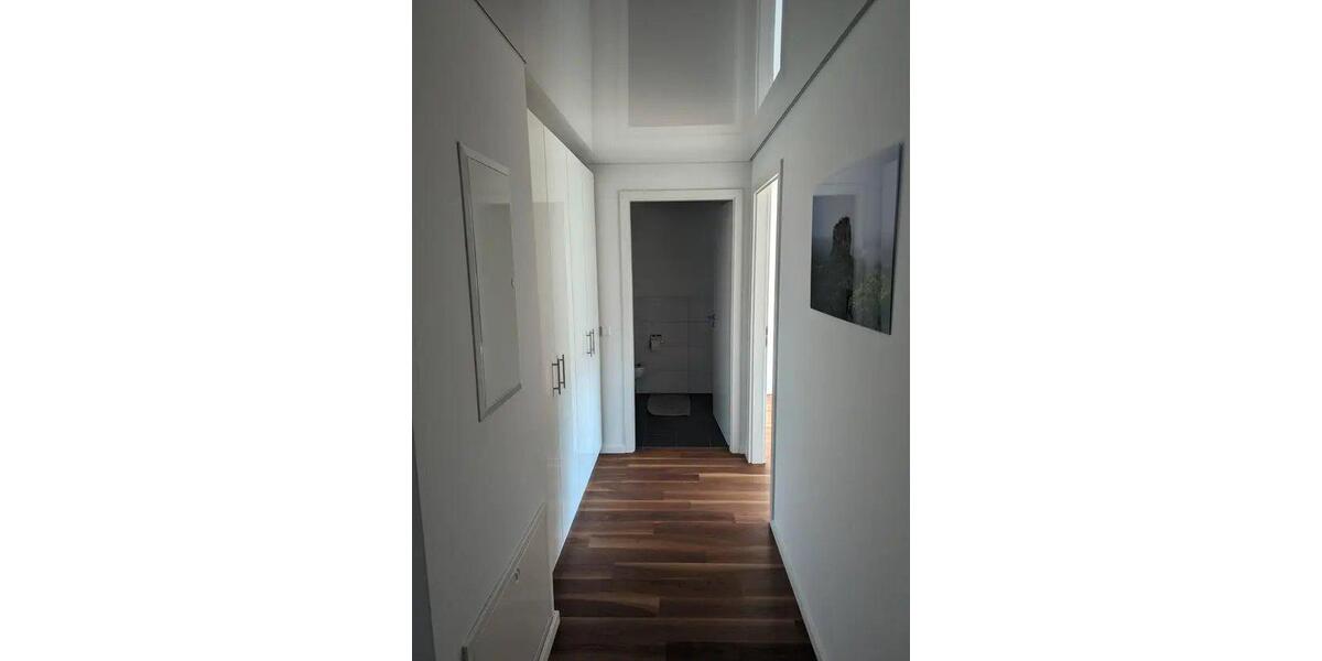 Einfamilienhaus Stuttgart Luginsland - 3 Zimmer, 83 m&sup2;, 1.700&euro; | Angebot:26448438