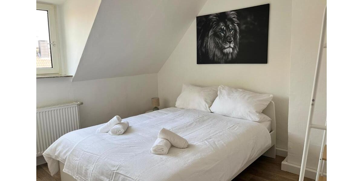 Dachgeschoßwohnung Sachsenheim - 1 Zimmer, 39 m&sup2;, 740&euro; | Angebot:27587418