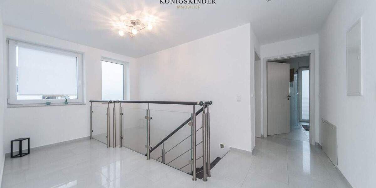 Einfamilienhaus Nordheim - 6 Zimmer, 202 m&sup2;, 990.000&euro; | Angebot:25680024
