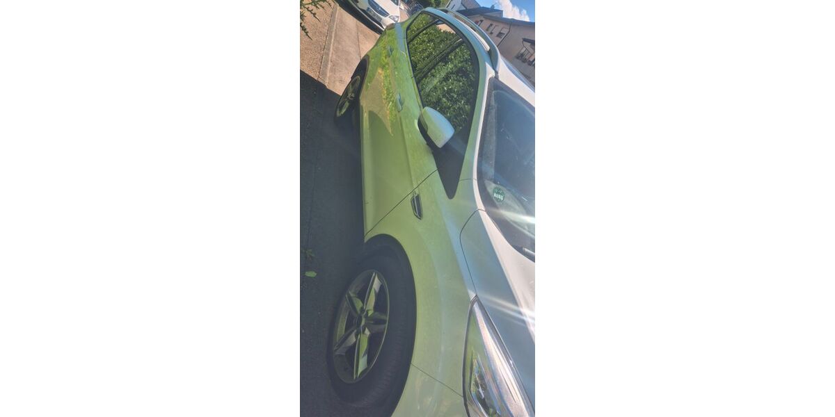 Ford Kuga 148.000 km 11.900 &euro; Leingarten 74211