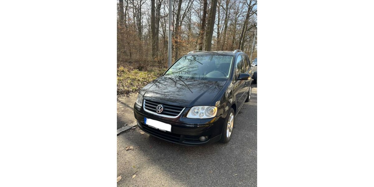 VW Touran 191.000 km 3.456 &euro; Stuttgart 70435