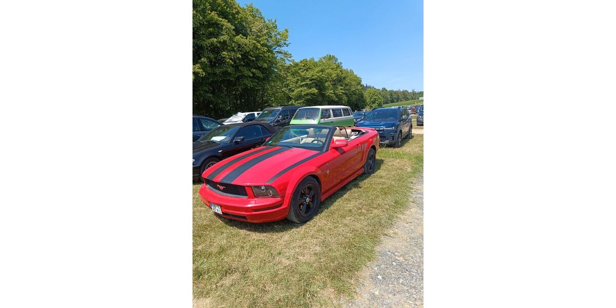 Ford Mustang 60.900 km 11.000 &euro; Steinenbronn 71144