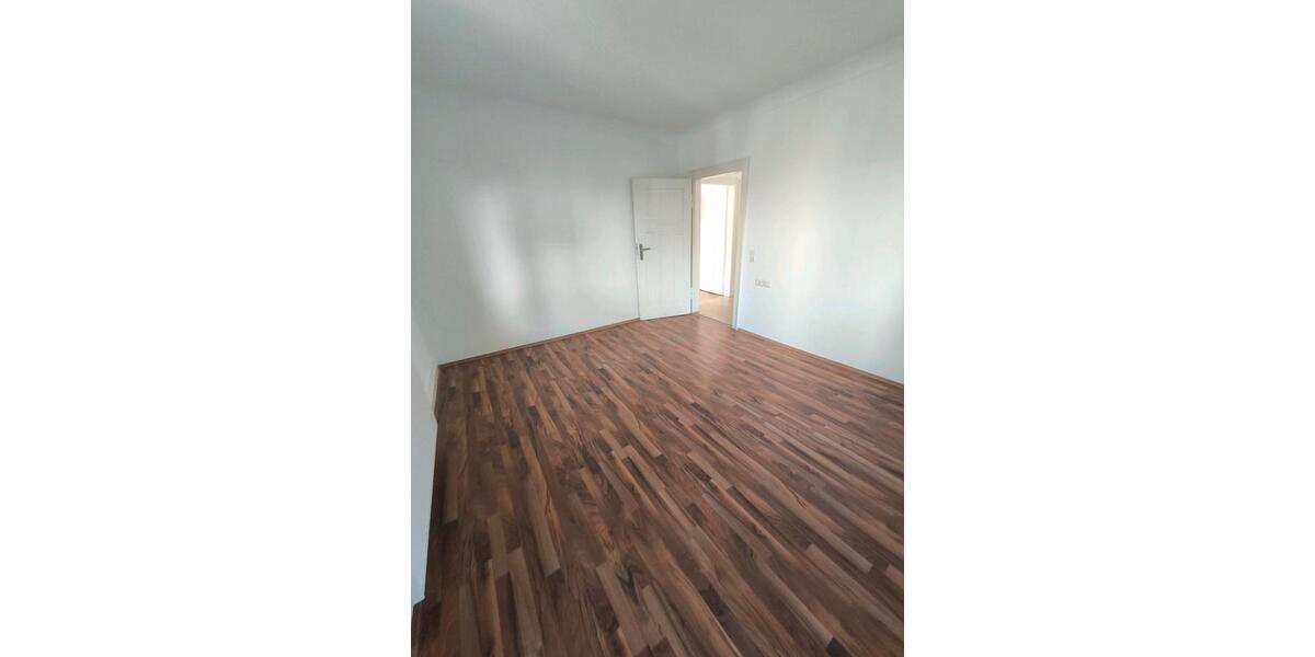 Erdgeschoßwohnung Plochingen - 3 Zimmer, 75 m&sup2;, 1.050&euro; | Angebot:27536177