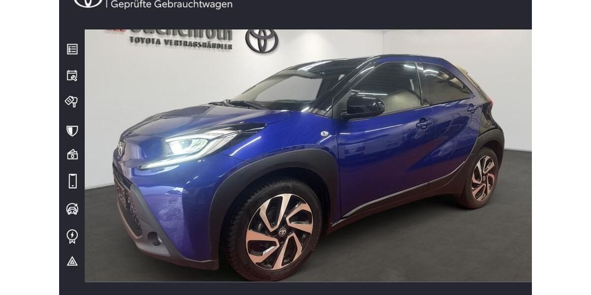 Toyota Aygo (X) 16.800 km 16.490 &euro; Ludwigsburg 71636