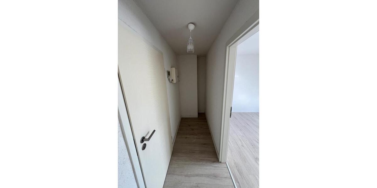 Dachgeschoßwohnung Pfaffenhofen - 4 Zimmer, 78 m&sup2;, 880&euro; | Angebot:27547211