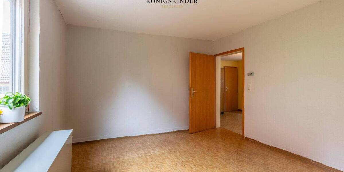 Mehrfamilienhaus, Wohnhaus Hessigheim - 6 Zimmer, 133 m&sup2;, 325.000&euro; | Angebot:25671690