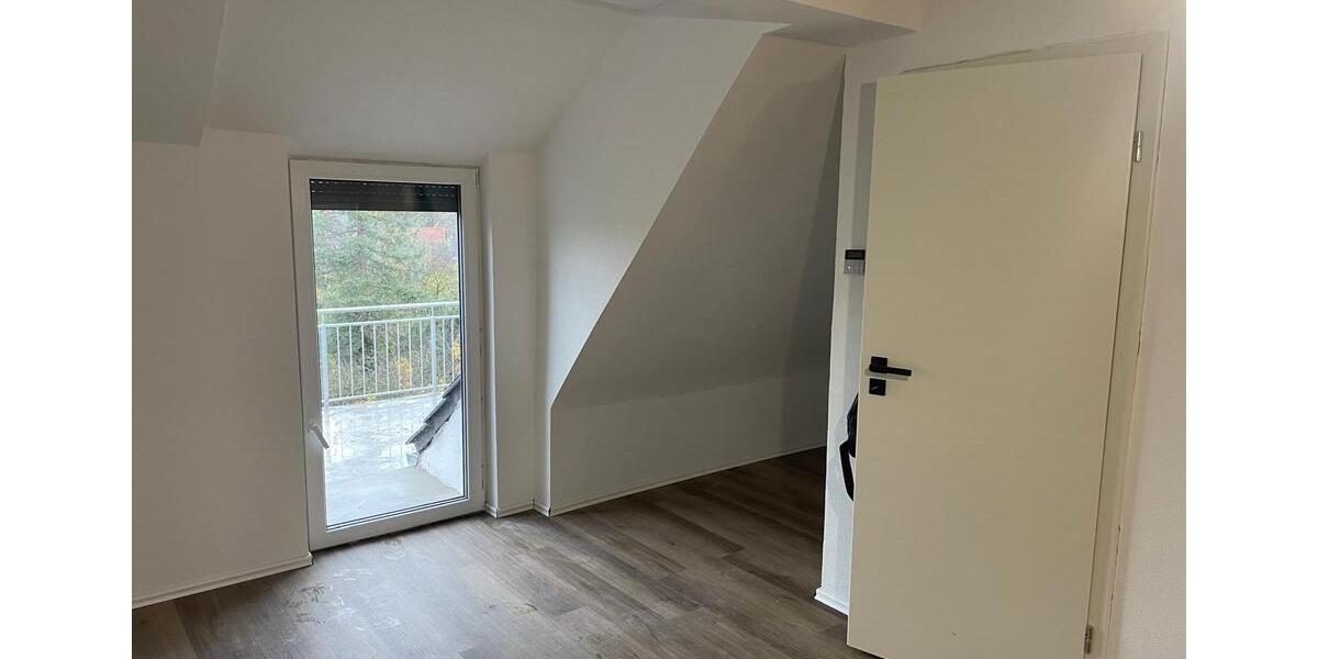 Dachgeschoßwohnung Ludwigsburg Eglosheim - 1 Zimmer, 42 m&sup2;, 850&euro; | Angebot:27534852