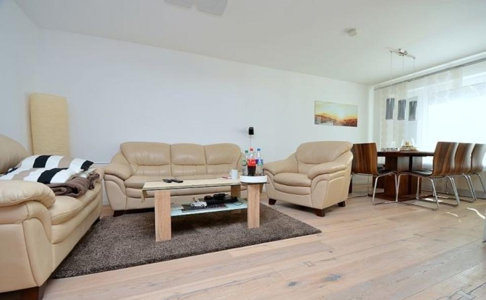 Mehrfamilienhaus, Wohnhaus Sindelfingen Eichholz - 3.5 Zimmer, 85 m&sup2;, 390.000&euro; | Angebot:25483796