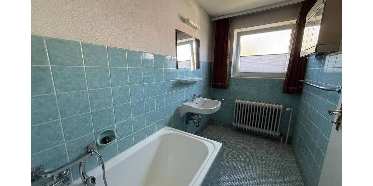 Mehrfamilienhaus, Wohnhaus Ostfildern Scharnhausen - 7 Zimmer, 210 m&sup2;, 699.000&euro; | Angebot:26029990